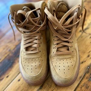 Wheat Air Force 1, great condition, size 5